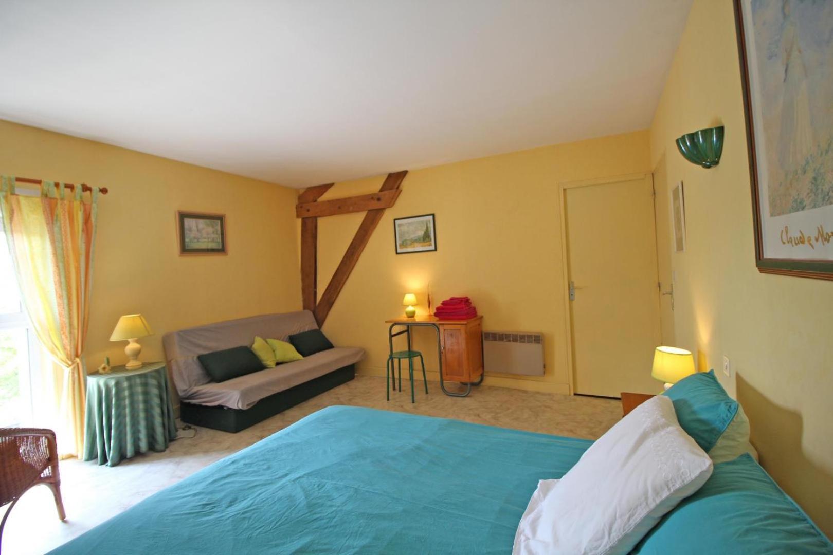 Bed and Breakfast Chez Doussaud Bessines-sur-Gartempe Екстер'єр фото